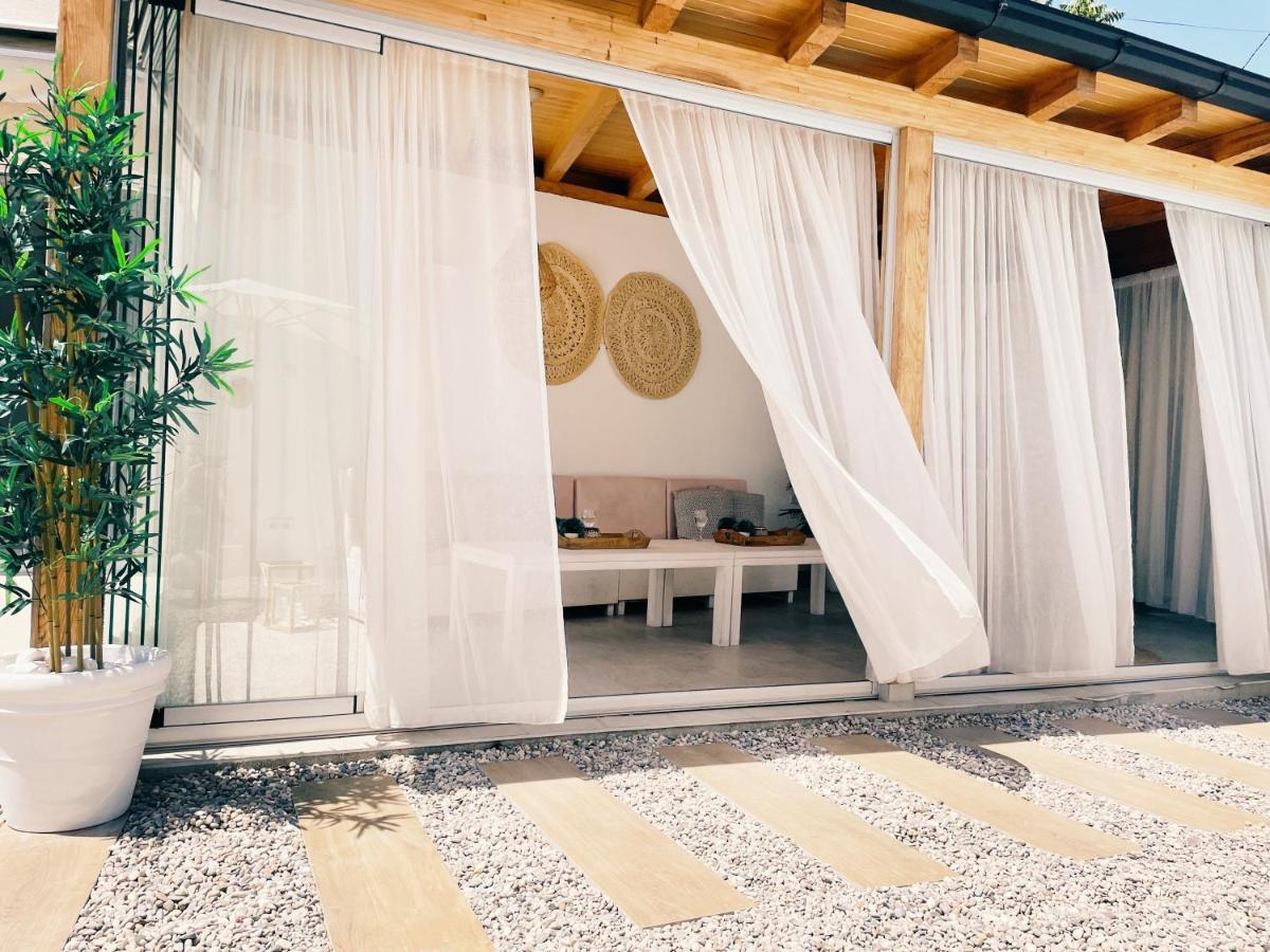 City Apartment One Mostar Bagian luar foto
