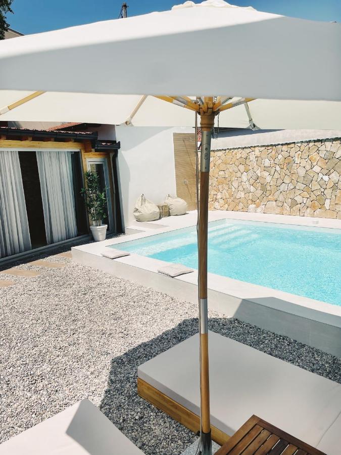 City Apartment One Mostar Bagian luar foto